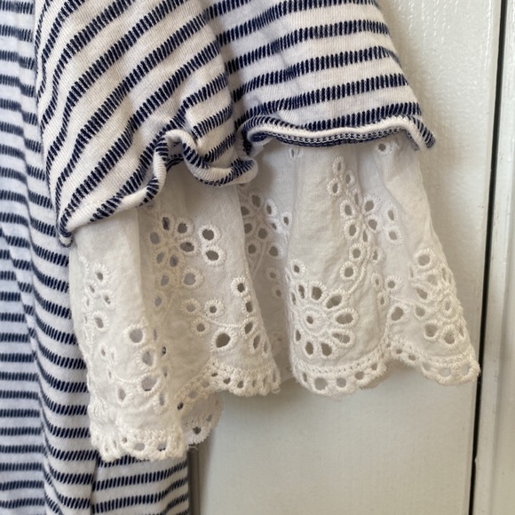 Elle 3/4 length sleeve shirt with lace detail - Picture 2 of 5